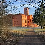 Tatil Evi Remise An Der Rennbahn - 30 Minuten Zum Alexanderplatz Und Doch Im Gruenen *