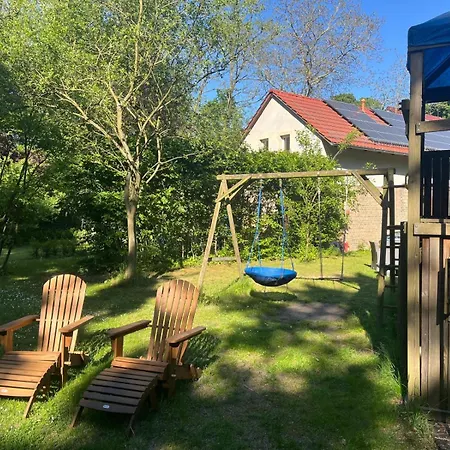 Remise An Der Rennbahn - 30 Minuten Zum Alexanderplatz Und Doch Im Gruenen *
