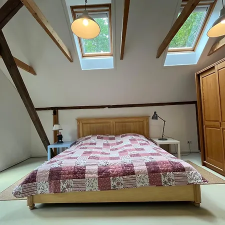 Remise An Der Rennbahn - 30 Minuten Zum Alexanderplatz Und Doch Im Gruenen *