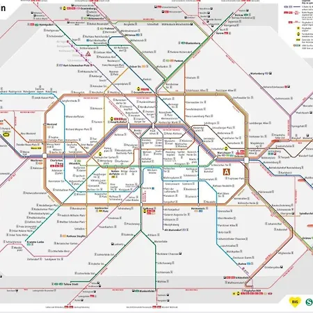 Remise An Der Rennbahn - Umzaeuntes Anwesen Mit Parkplaetzen, Amzonprime, Netflix, Wii, Ps2