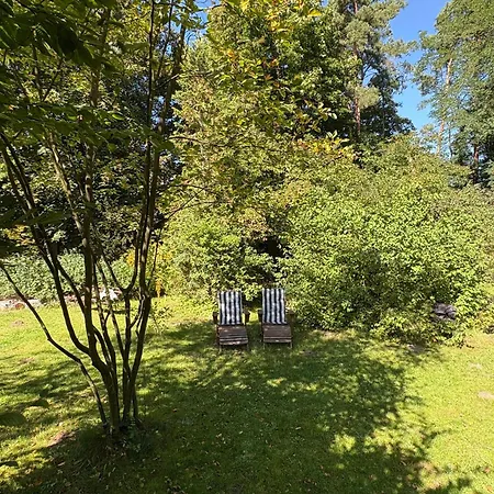 Remise An Der Rennbahn - Umzäuntes Anwesen Mit Parkplätzen, Amzonprime, Netflix, Wii, Ps2 *