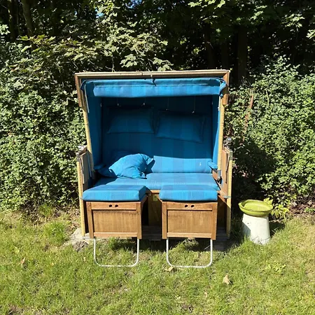 Remise An Der Rennbahn - Umzäuntes Anwesen Mit Parkplätzen, Amzonprime, Netflix, Wii, Ps2 Ferienhaus *