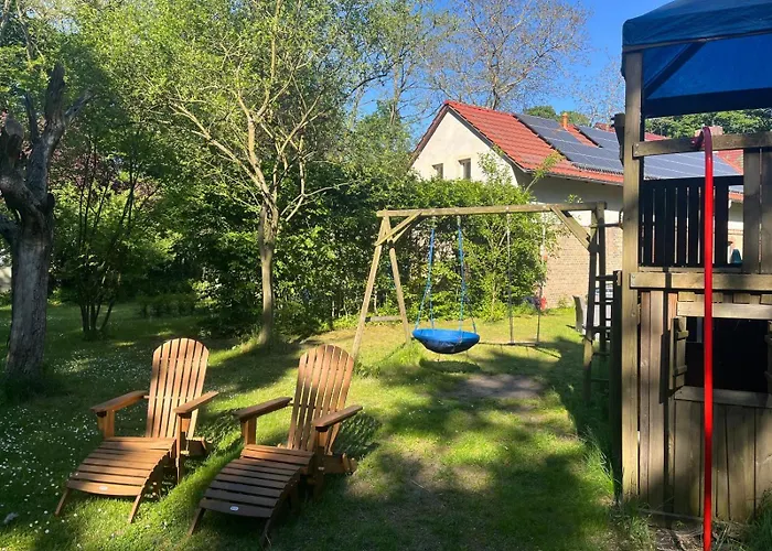 Remise An Der Rennbahn - 30 Minuten Zum Alexanderplatz Und Doch Im Gruenen *