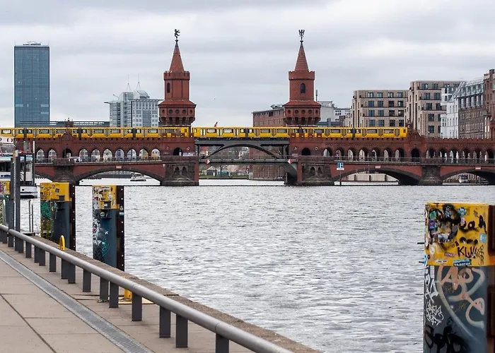 Semesterbostad Remise An Der Rennbahn - 30 Minuten Zum Alexanderplatz Und Doch Im Gruenen Hoppegarten