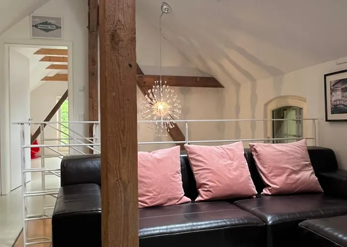 Semesterbostad Remise An Der Rennbahn - 30 Minuten Zum Alexanderplatz Und Doch Im Gruenen *