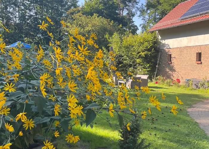 Remise An Der Rennbahn - 30 Minuten Zum Alexanderplatz Und Doch Im Gruenen
